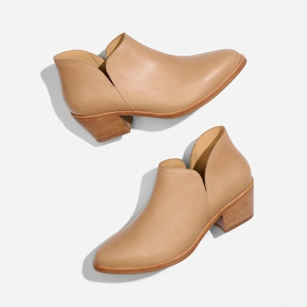 Nisolo  Everyday Leather Ankle Bootie Almond Size 7